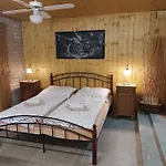 Guest house U Smidu Namesti 3*