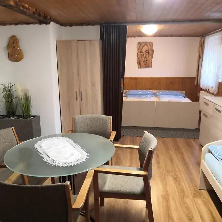 Maison d'hôtes U Smidu Namesti 3*